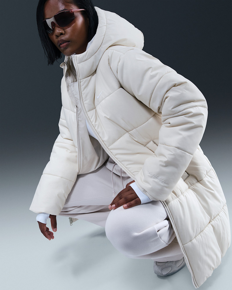 Nike Sportswear Classic Women's Therma-FIT Loose Hooded Parka 3