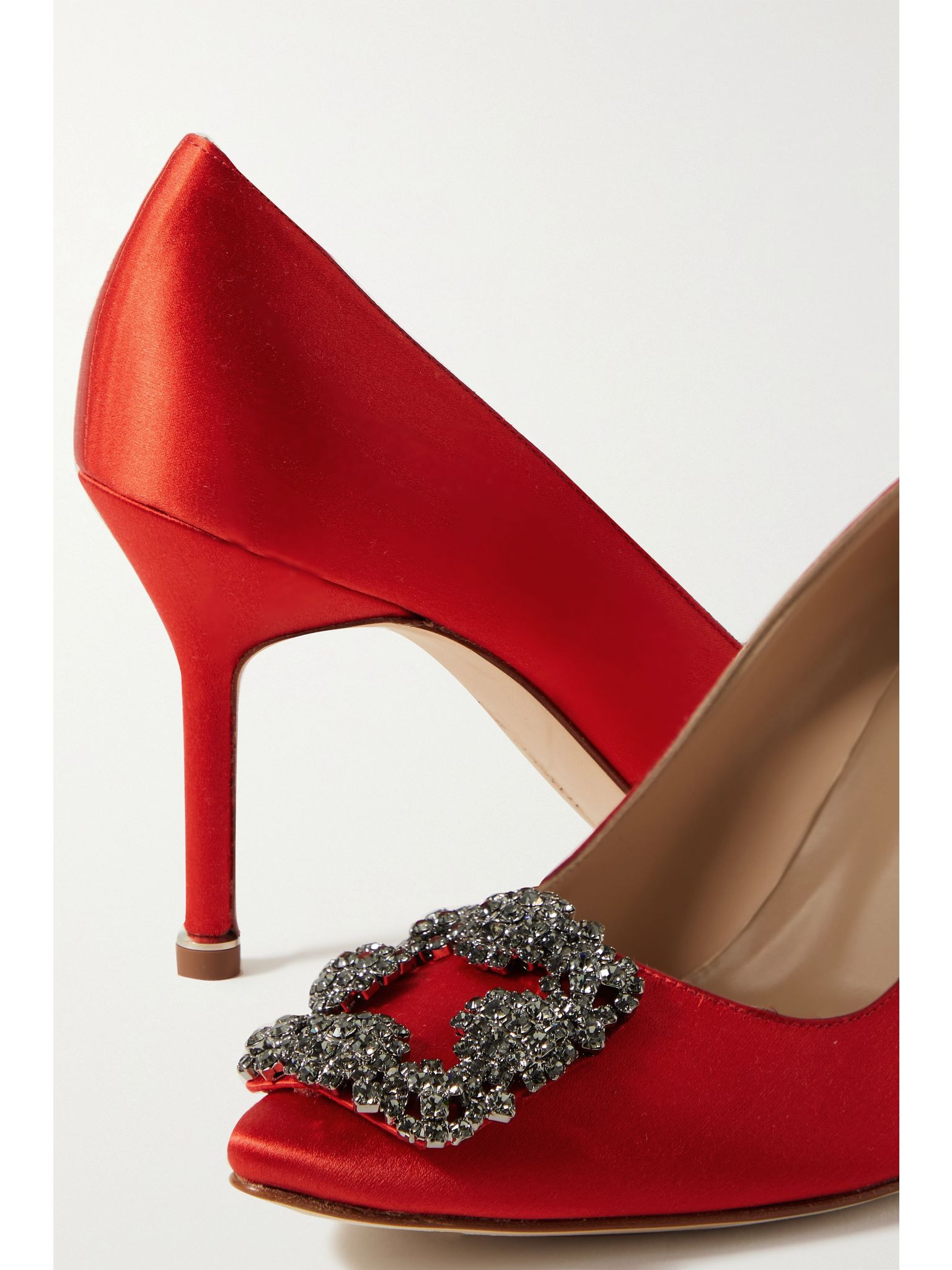 Hangisi 90 crystal-embellished satin pumps Red - 4