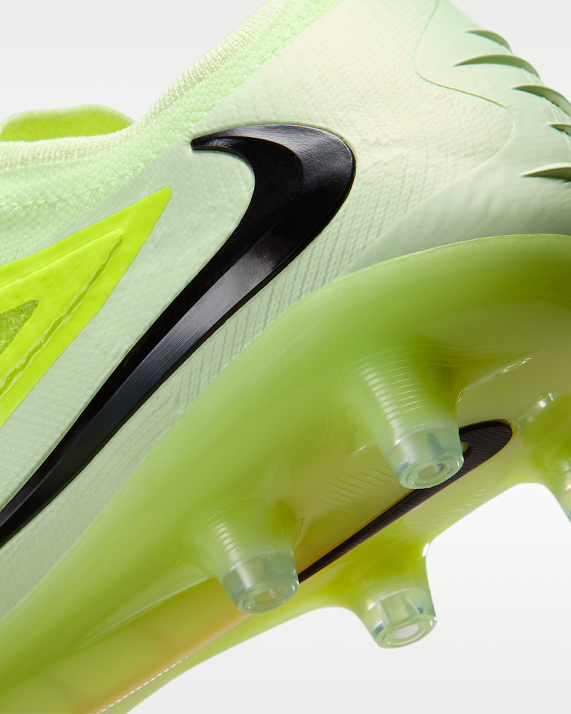 Nike Phantom 6 Low Elite Artificial-Grass Soccer Cleats 9