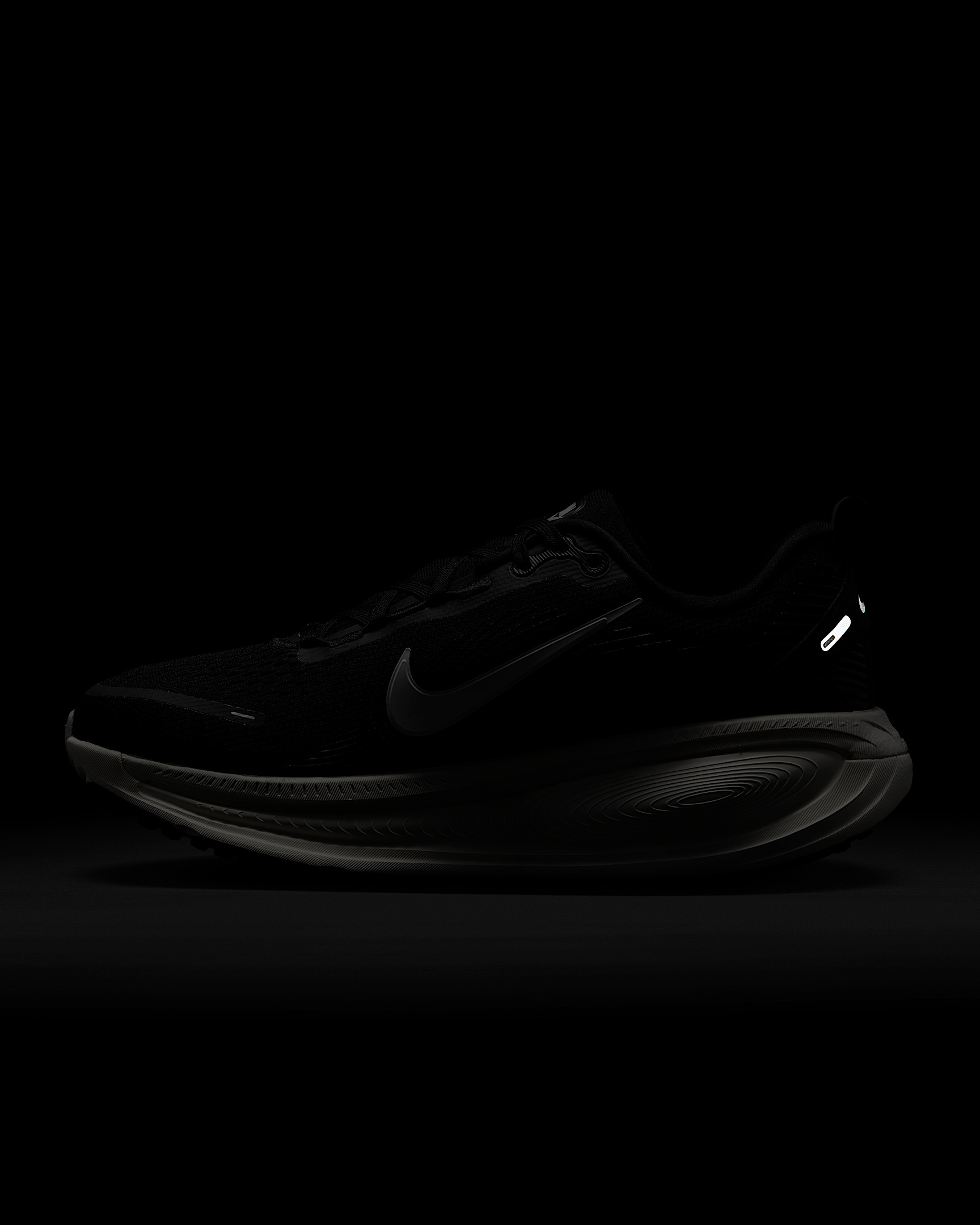 Nike Vomero 18 Women's Road Running Shoes - 11