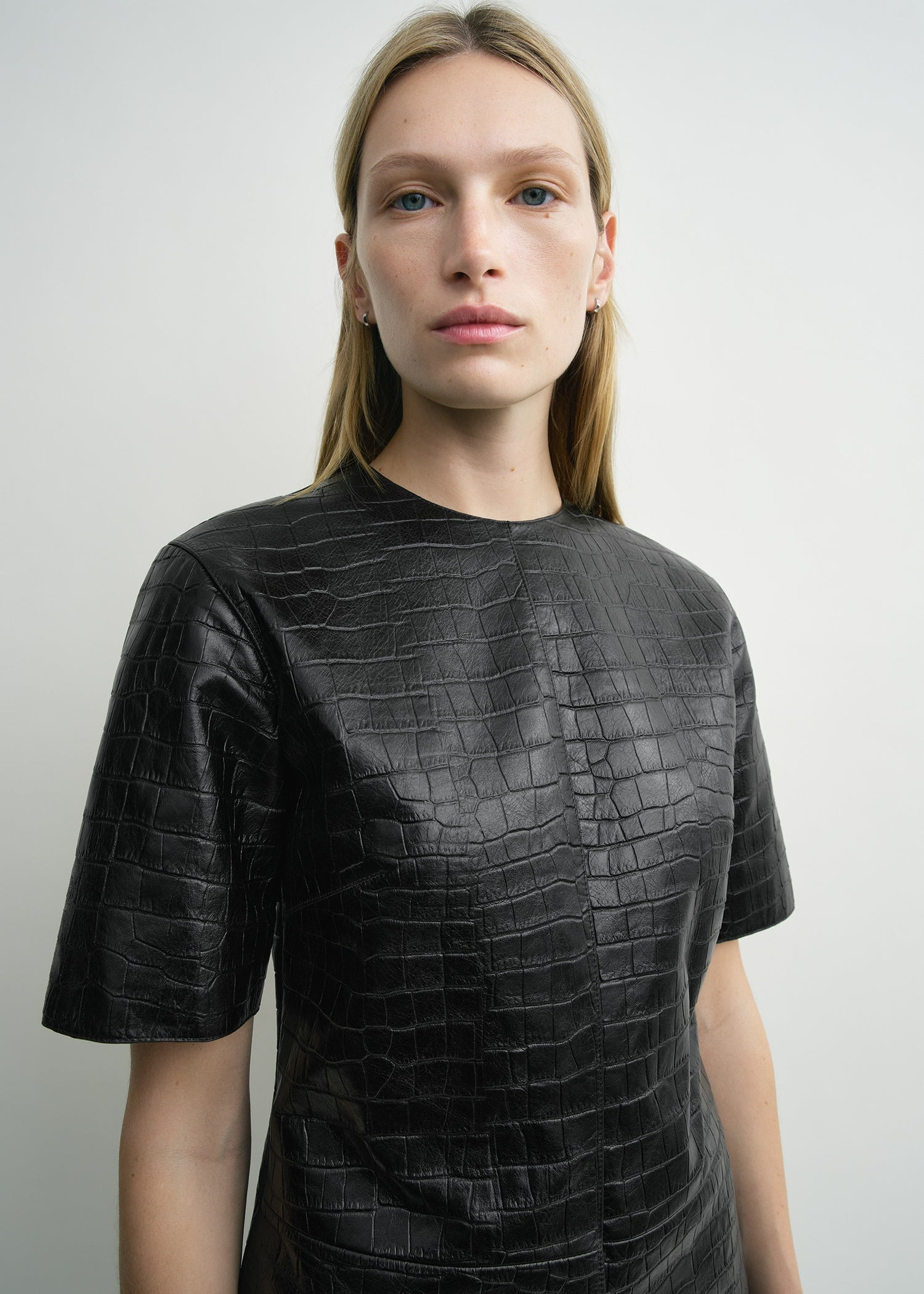 Croco-embossed tee dark brown - 5