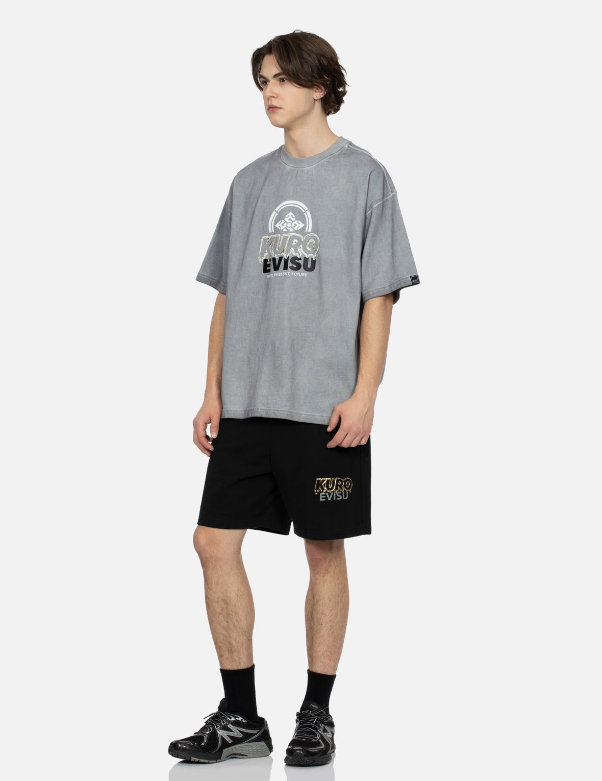 Kamon and Melting Metallic Logo Print Loose Fit T-Shirt - 3