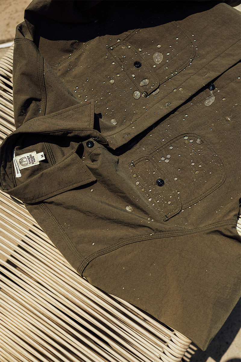 HIROSHI KATO The Brace Shirt Oxford Water Repellent - Military Green outlook