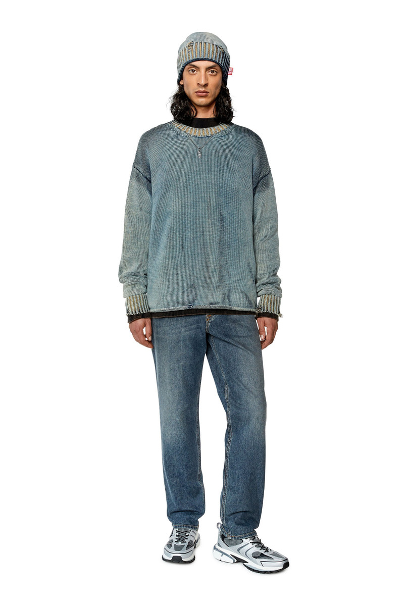 Diesel TAPERED JEANS 2023 D-FINITIVE 09F74 outlook