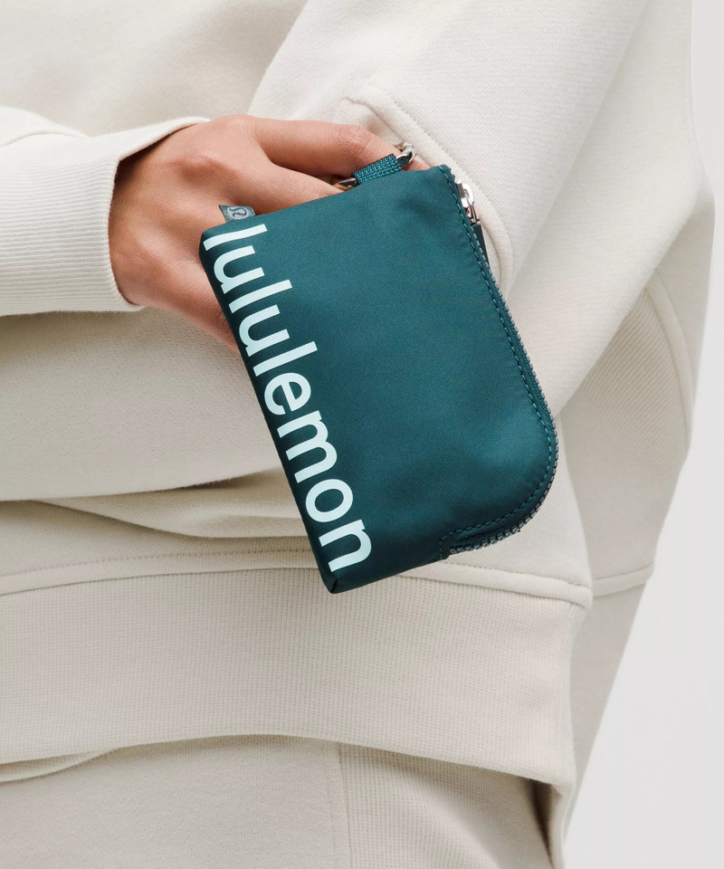 lululemon Clippable Card Pouch outlook