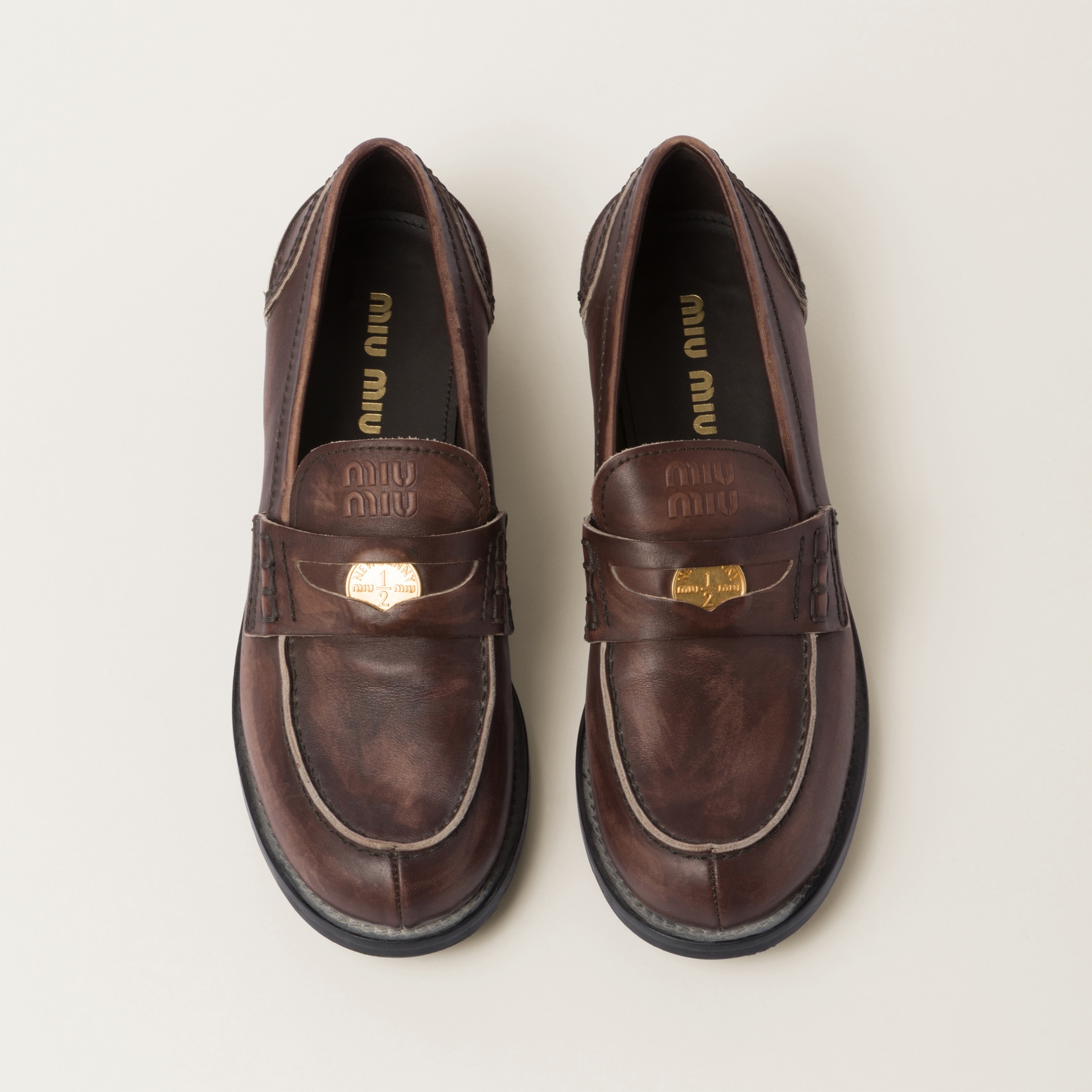 Vintage-effect leather loafers - 4