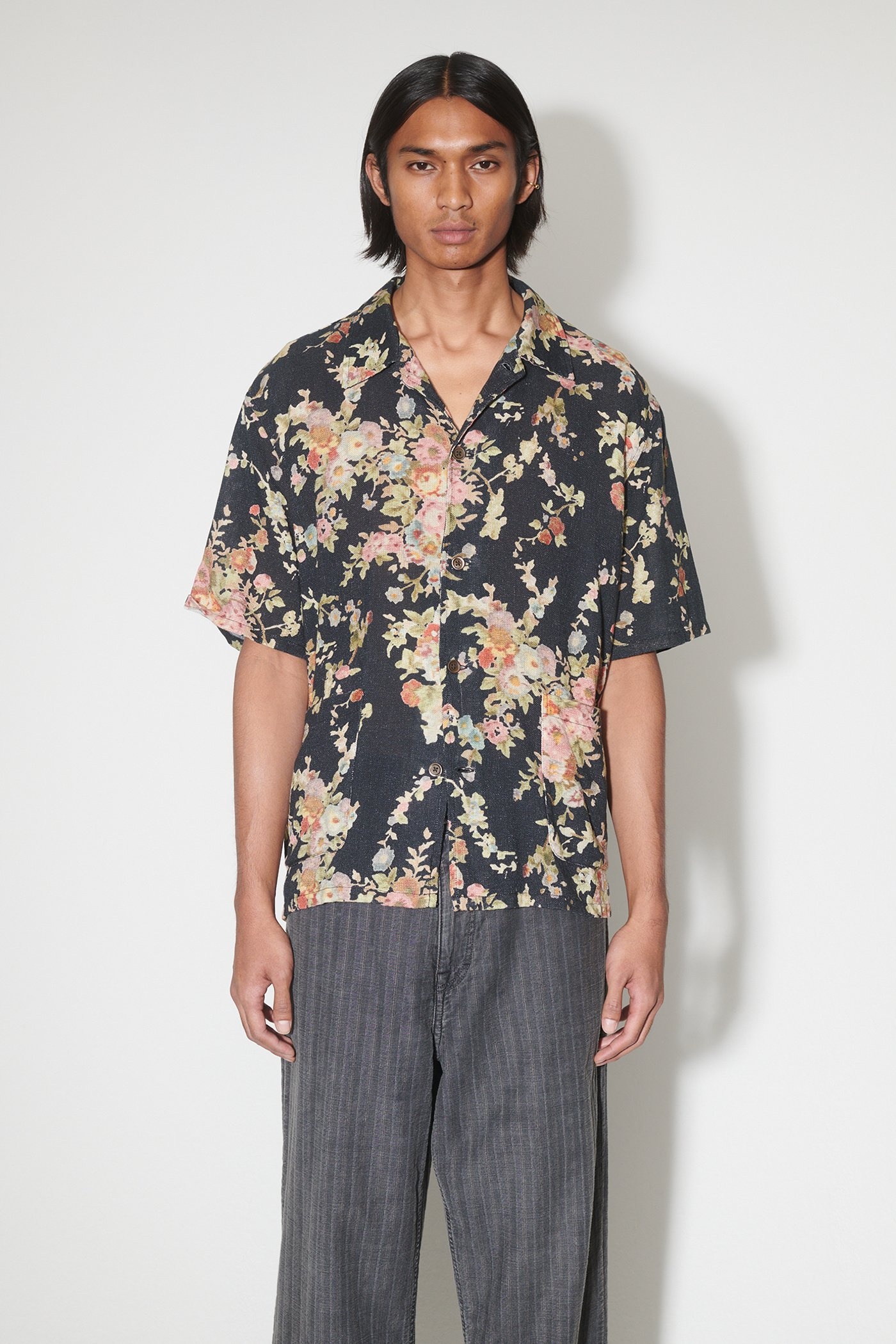 Elder Shirt Shortsleeve Black Floral Tapestry Print - 7