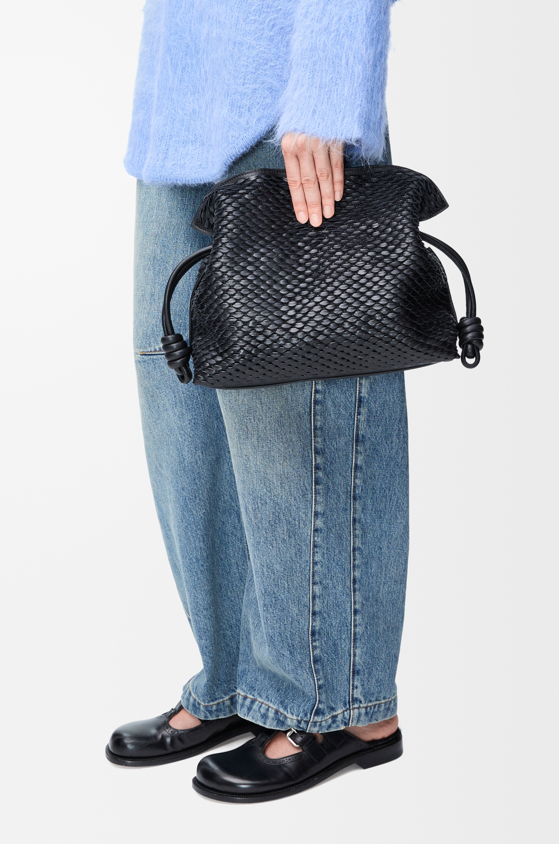Medium Flamenco clutch in mellow nappa lambskin - 2