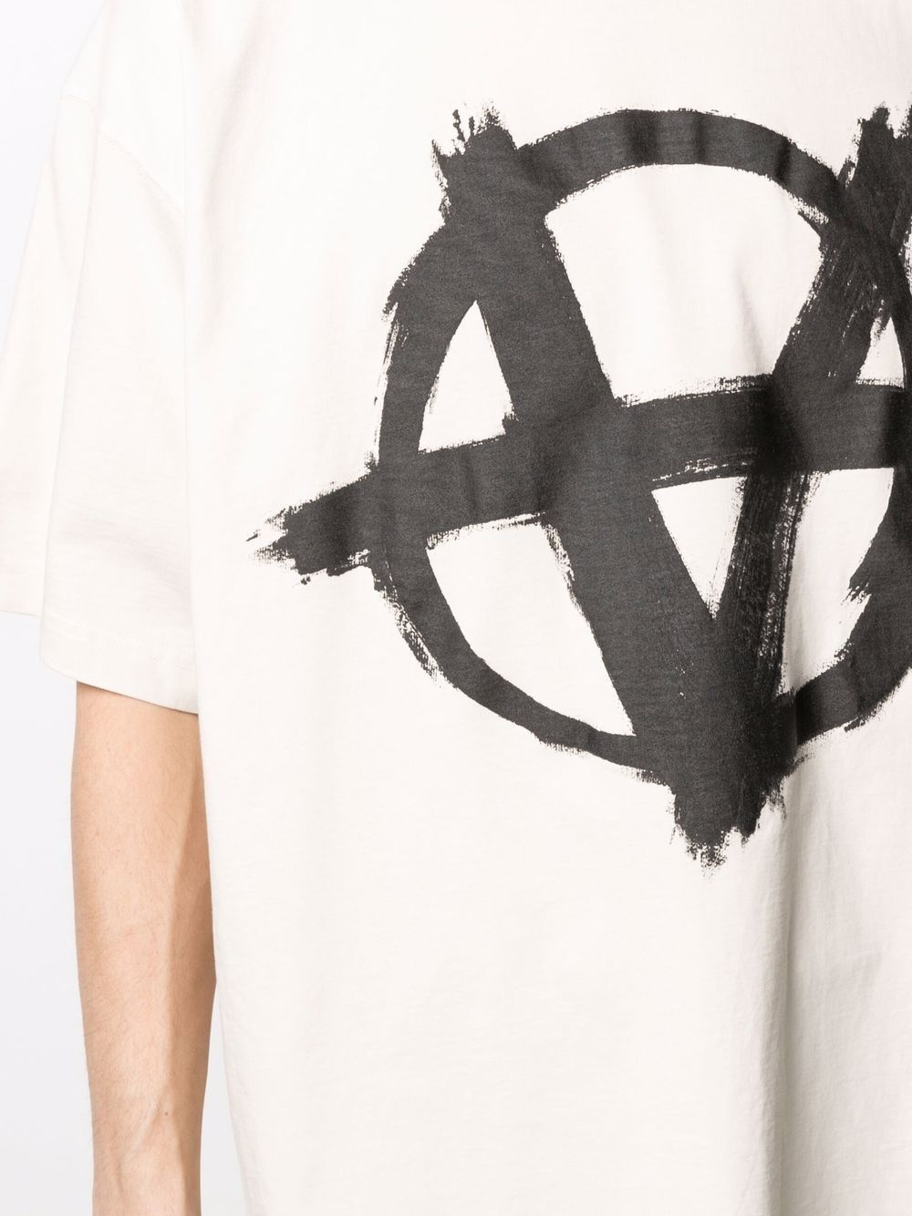 Inverted Anarchy print T-shirt - 6