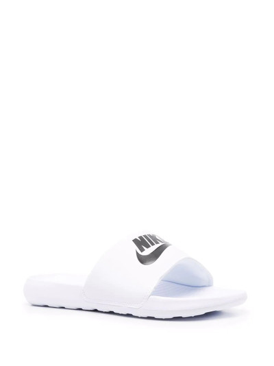 Nike logo-print slides outlook