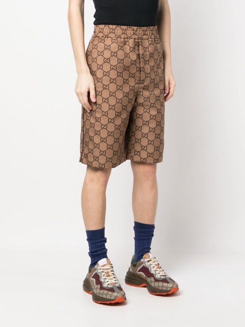all-over GG-print shorts - 3