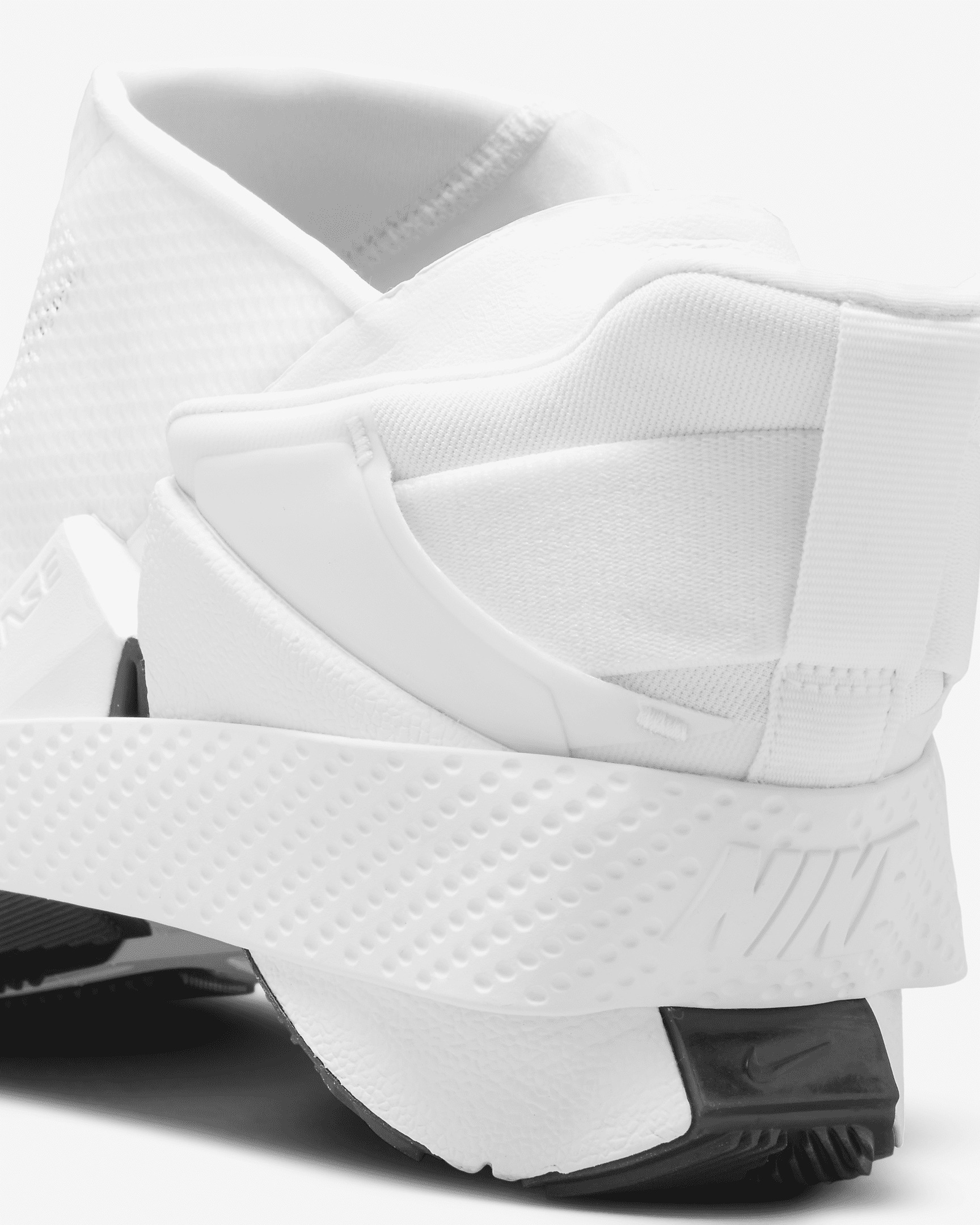 Nike Go FlyEase Easy On/Off Shoes - 11