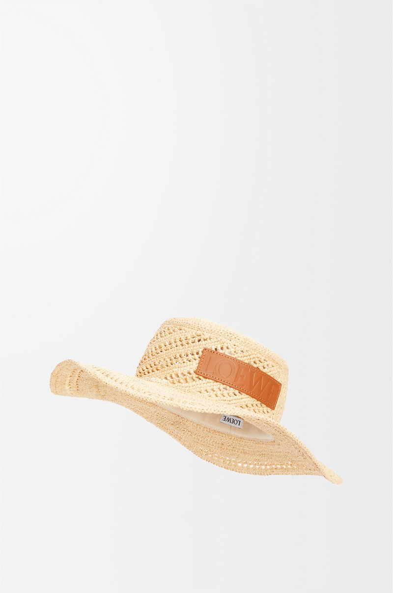 Loewe Fisherman hat in raffia outlook