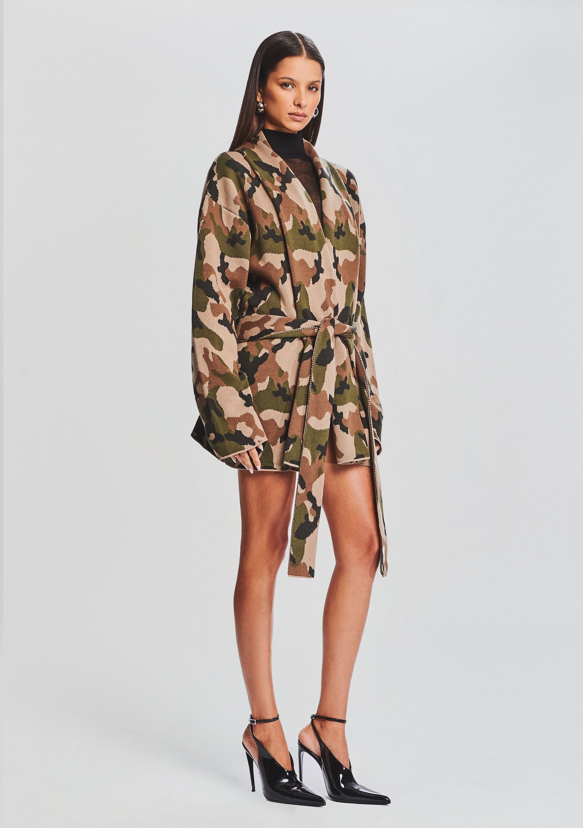 AUGUSTUS ROBE - 3