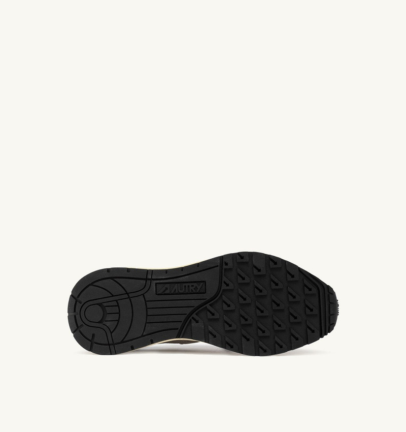 REELWIND LOW SNEAKERS IN WHITE AND BUTTERCUP EMBROIDERY 4