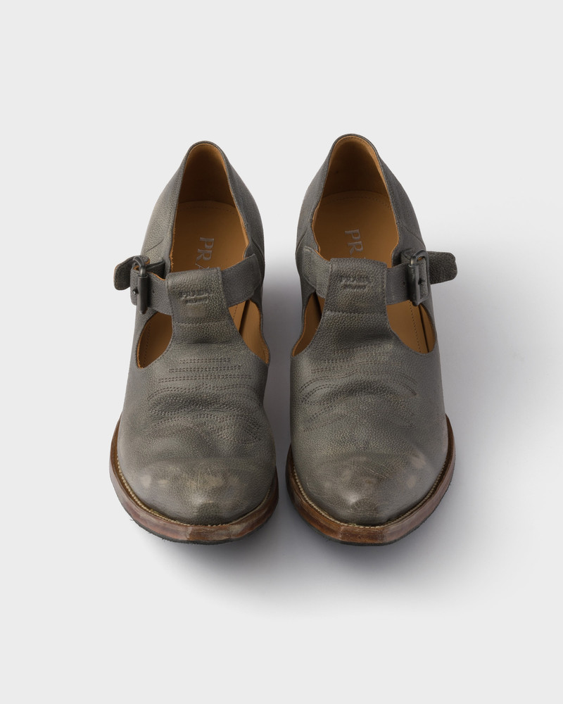 Antiqued leather shoes with buckle 3
