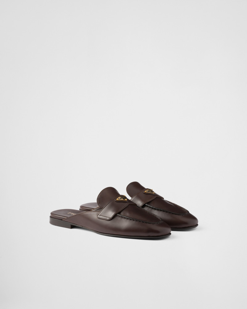 Leather slippers 1