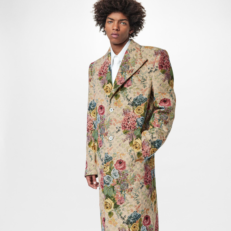 XL Shoulder Overcoat 5