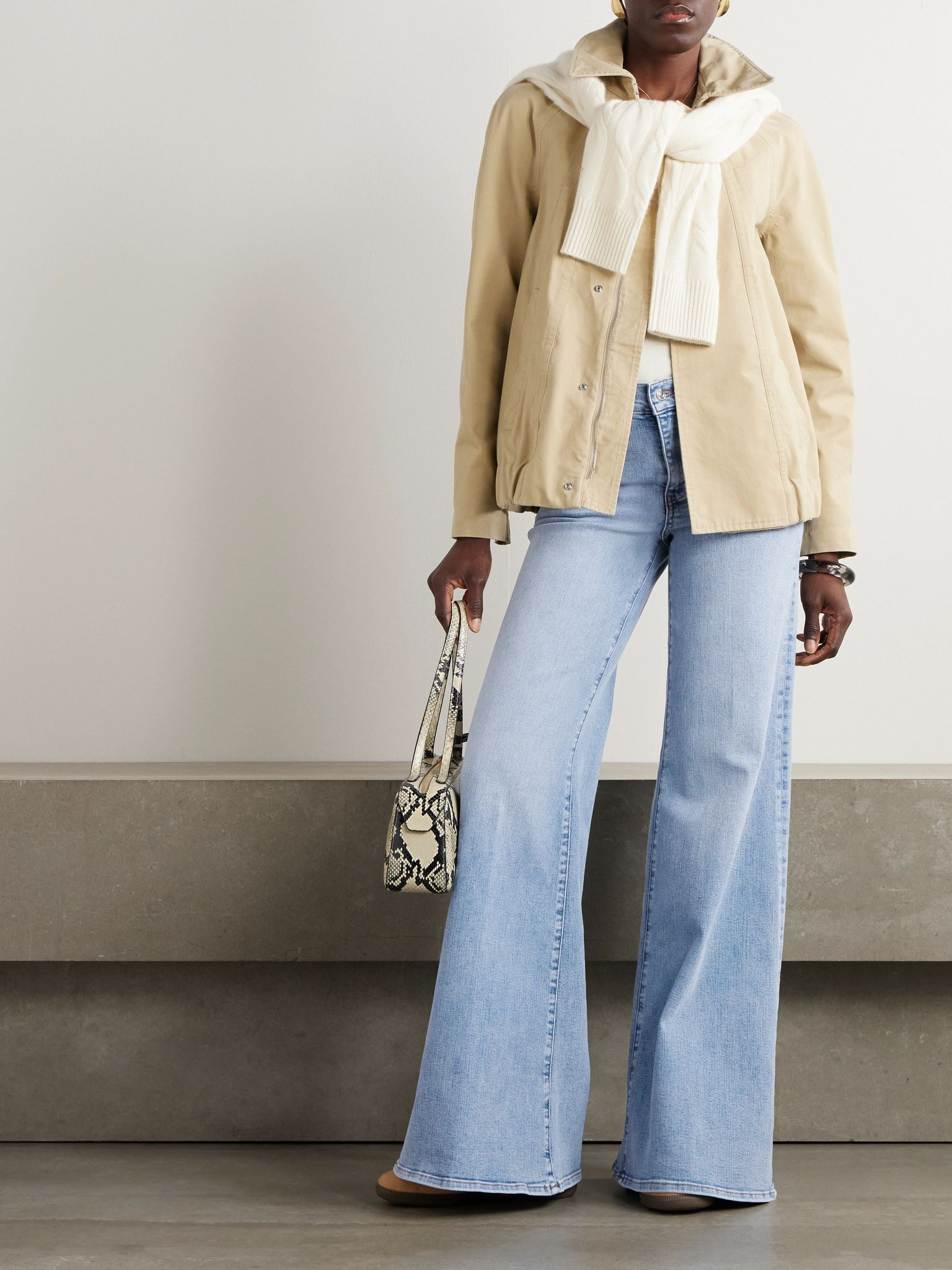 Le Palazzo mid-rise flared jeans Light denim - 2