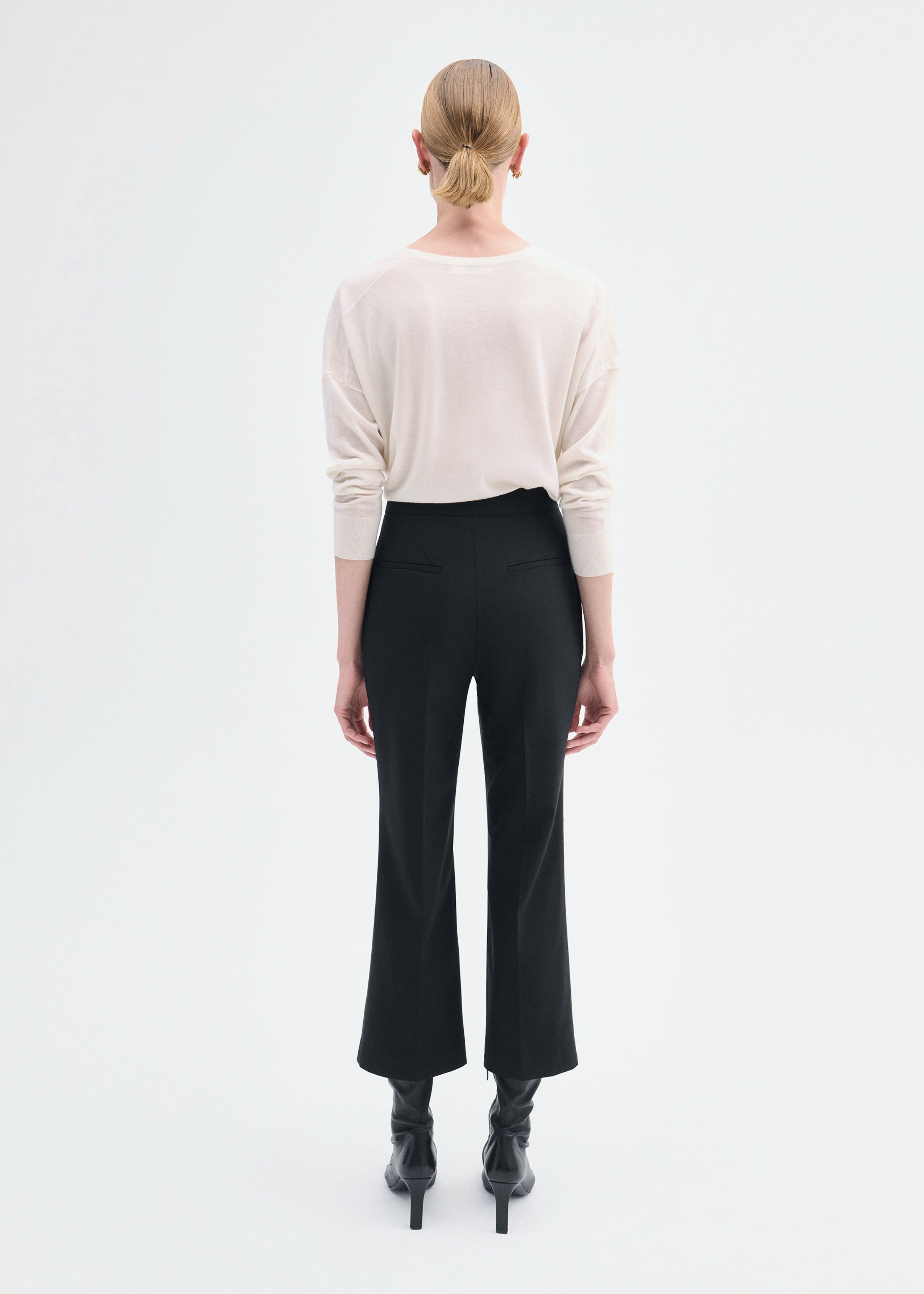 V-Neck Sweater in Fine Cashmere - 4