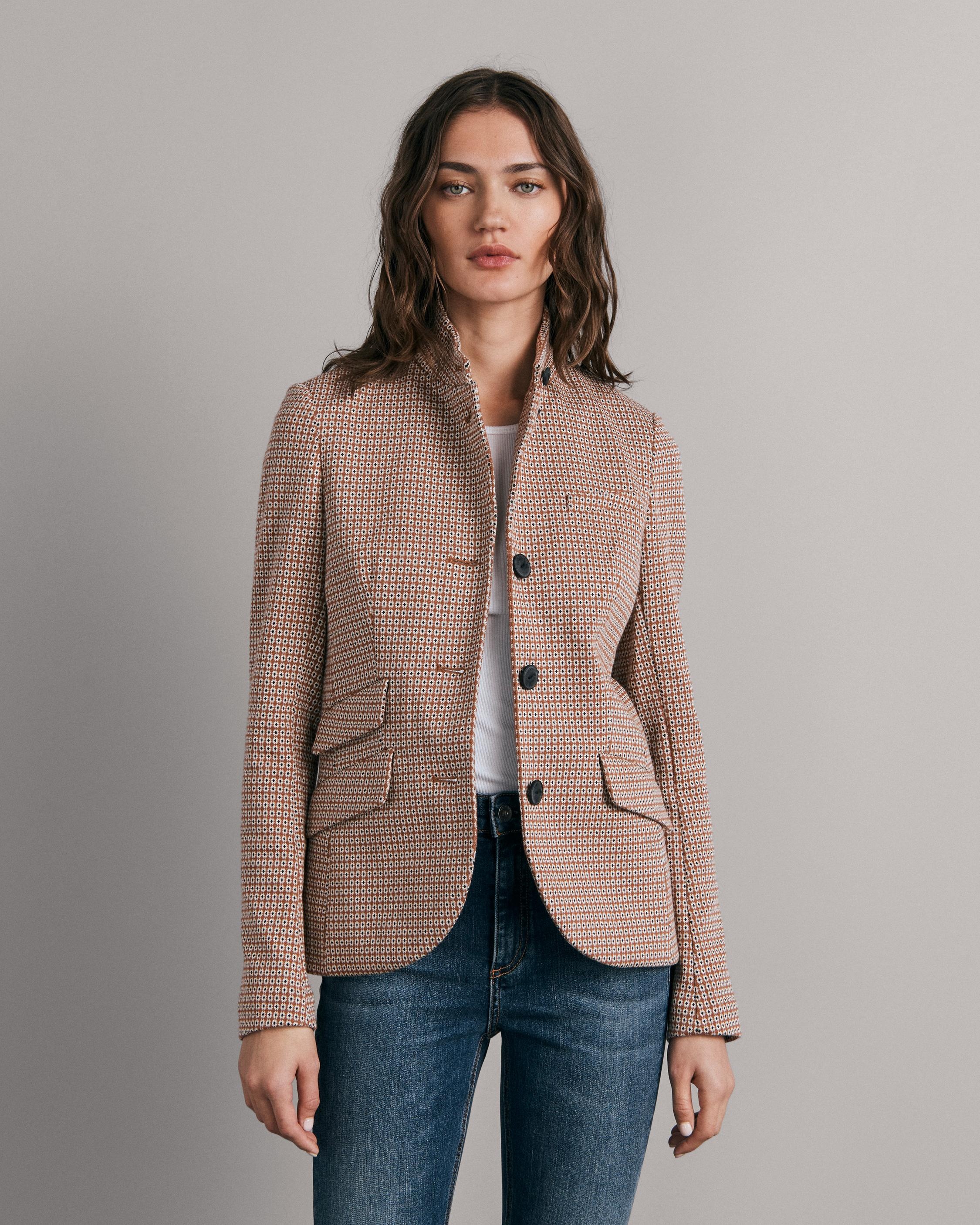 Slade Geo Cotton Blazer
Classic Fit Blazer - 1