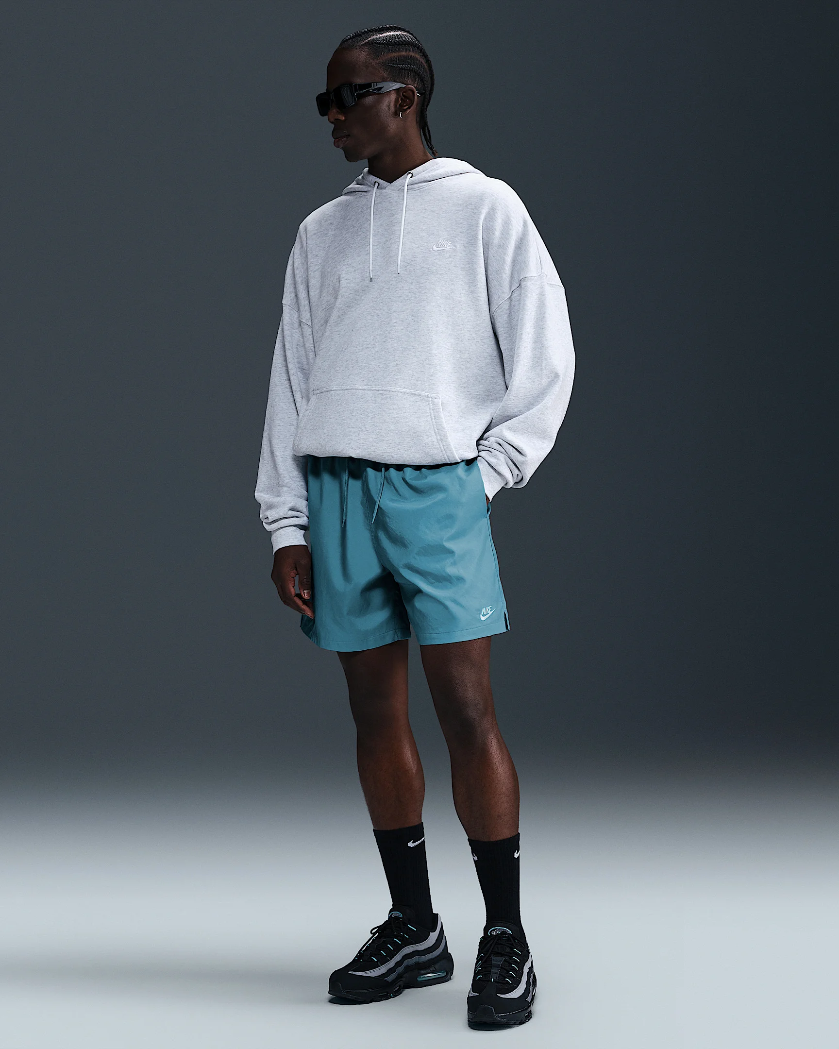 Nike Club Men's Woven Flow Shorts - 1