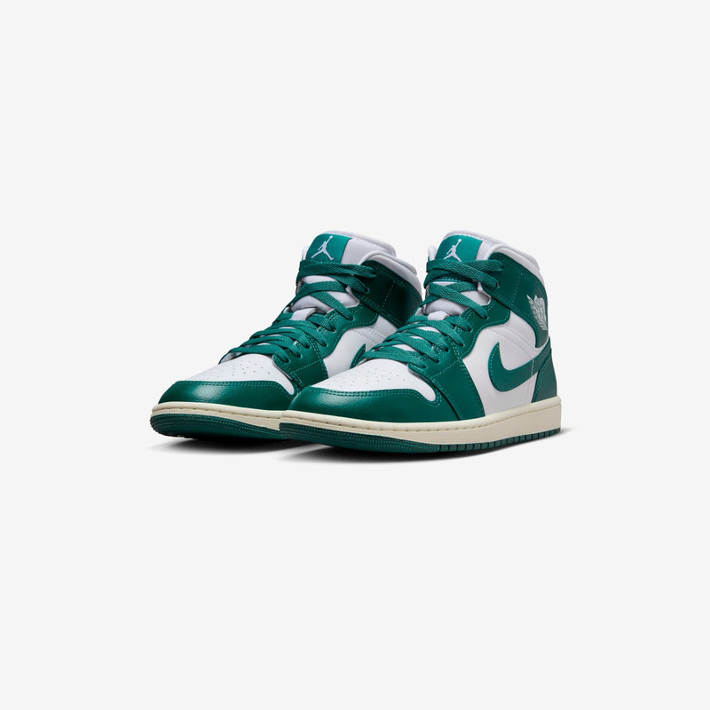 Jordan Wmns Air Jordan 1 Mid outlook