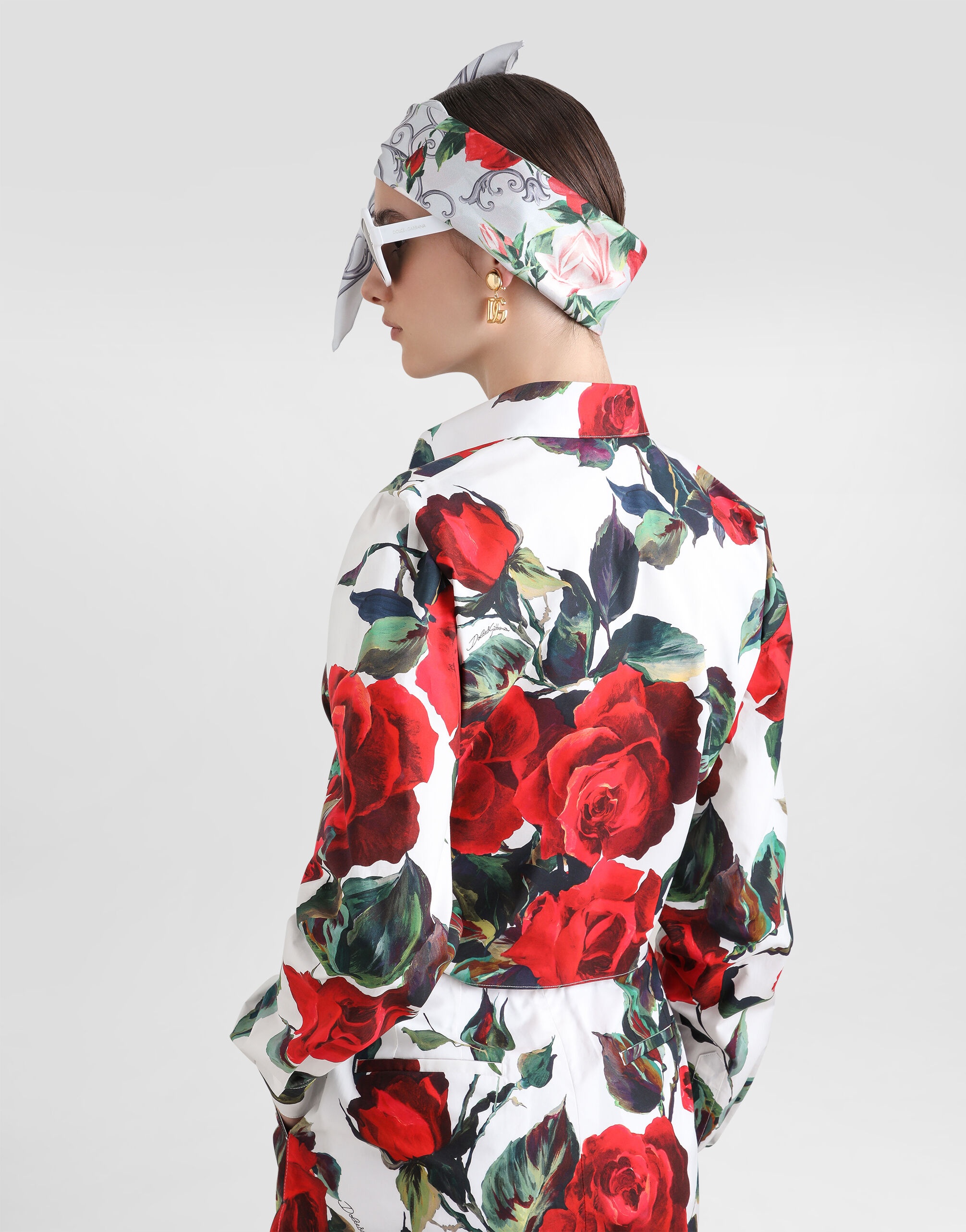 Cropped cotton pussy-bow shirt with rose print - 5