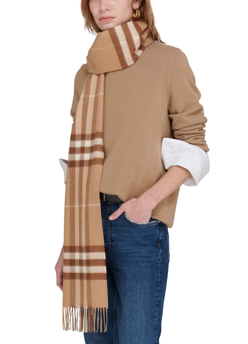 The Classic Check Cashmere Scarf - 2