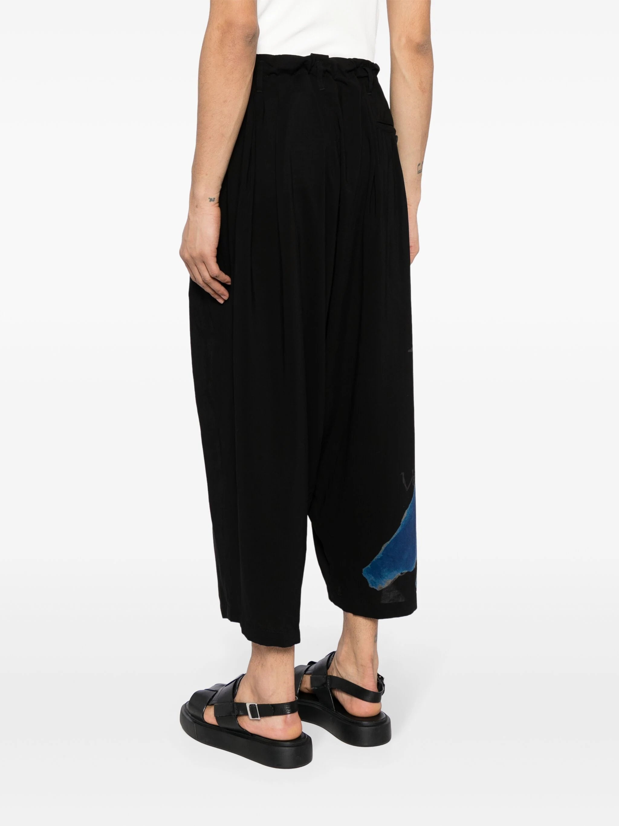 GRAPHIC-PRINT CROPPED VELVET TROUSERS - 3