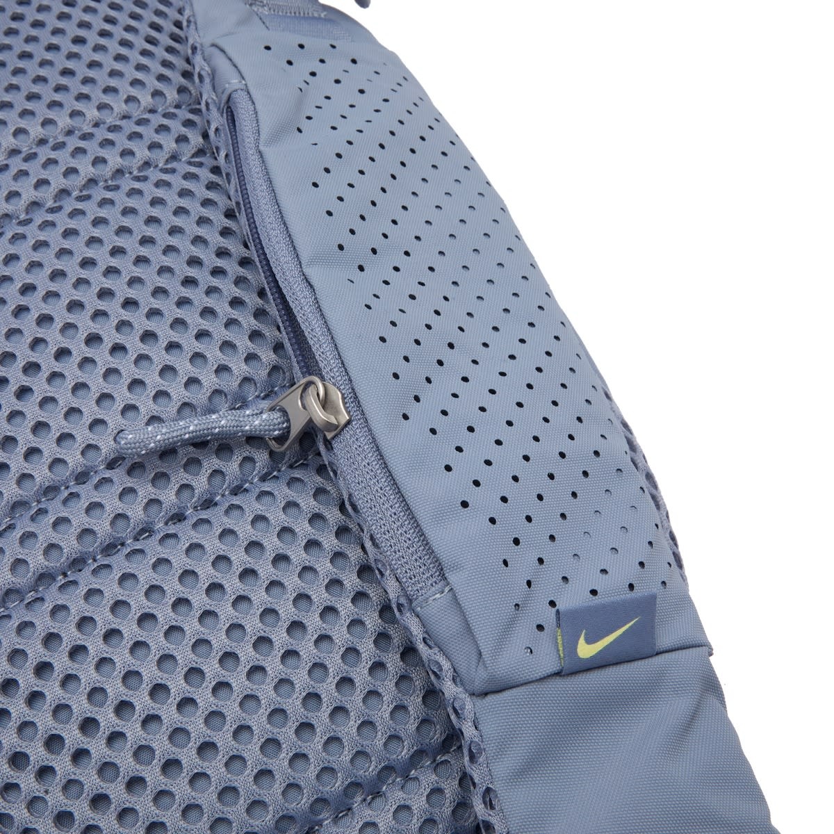 Nike Sportswear Essentials Sling Bag (8L) - 5
