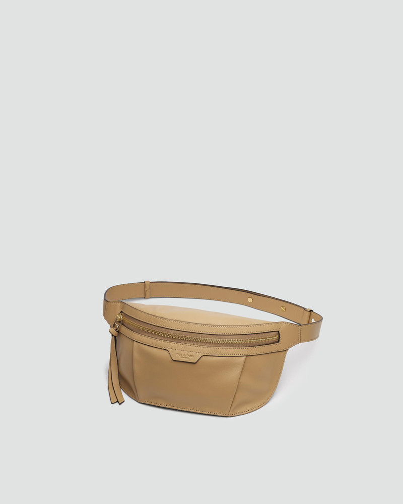 Commuter Fanny Pack - Leather
Small Fanny Pack 1