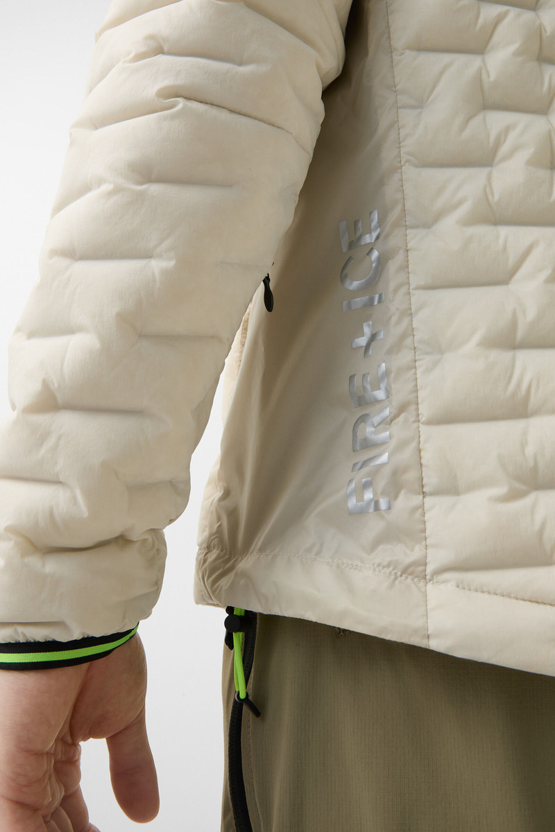 Lightweight down jacket Gray in Sand 7