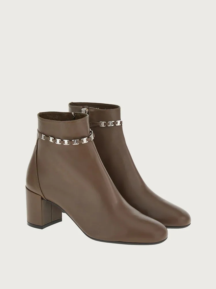 VARA CHAIN ANKLE BOOT - 6