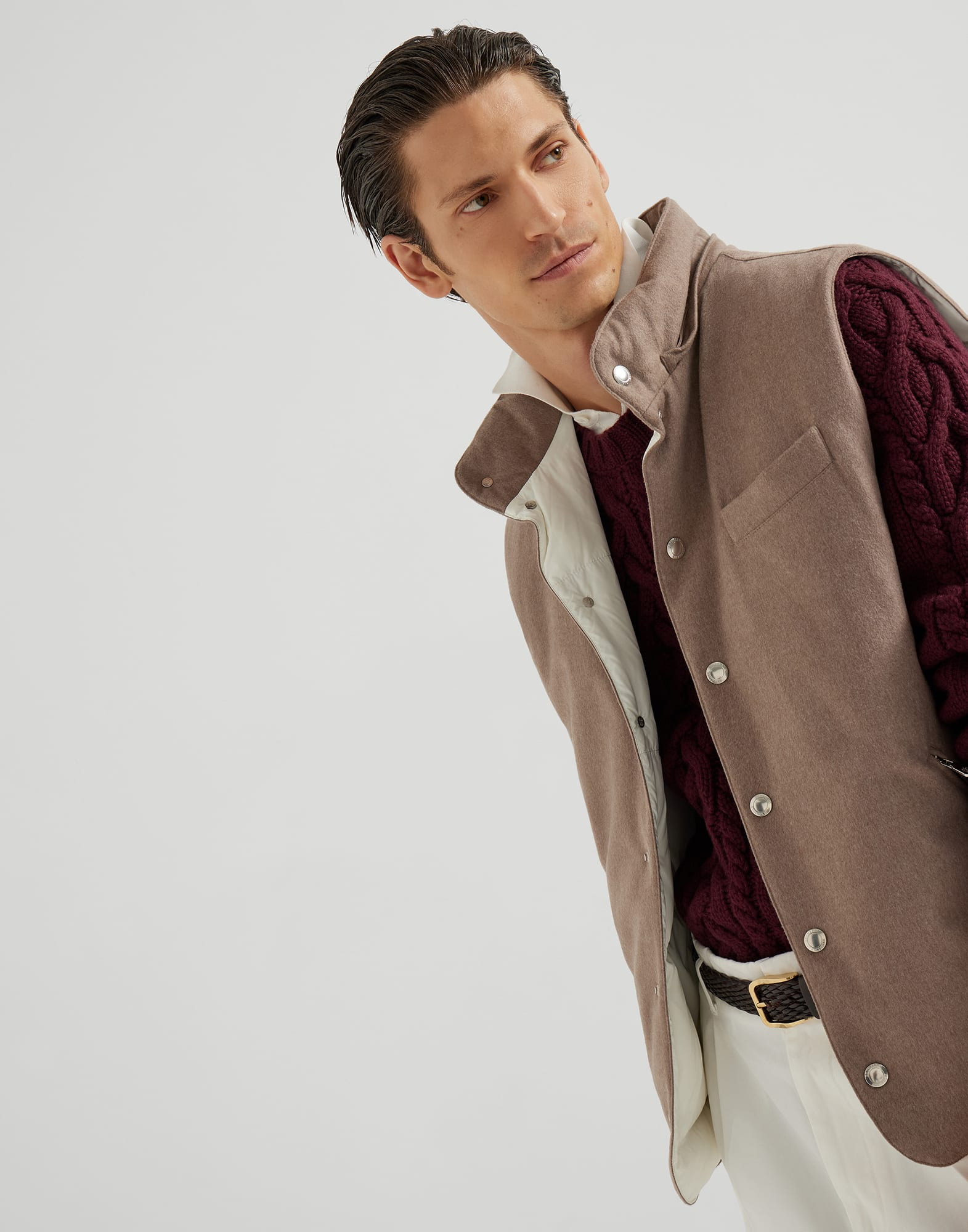 Bonded wool flannel down vest with detachable hood - 4