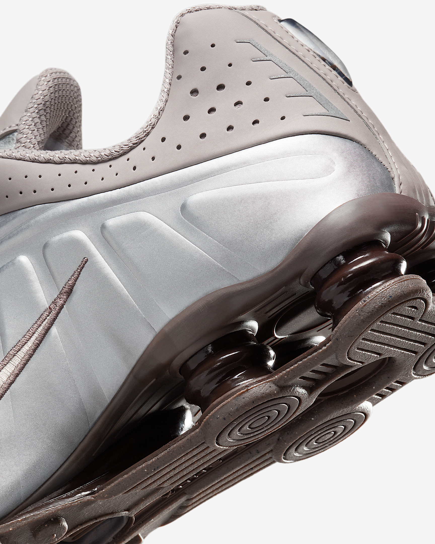 Nike Shox R4 Men's Shoes - 8