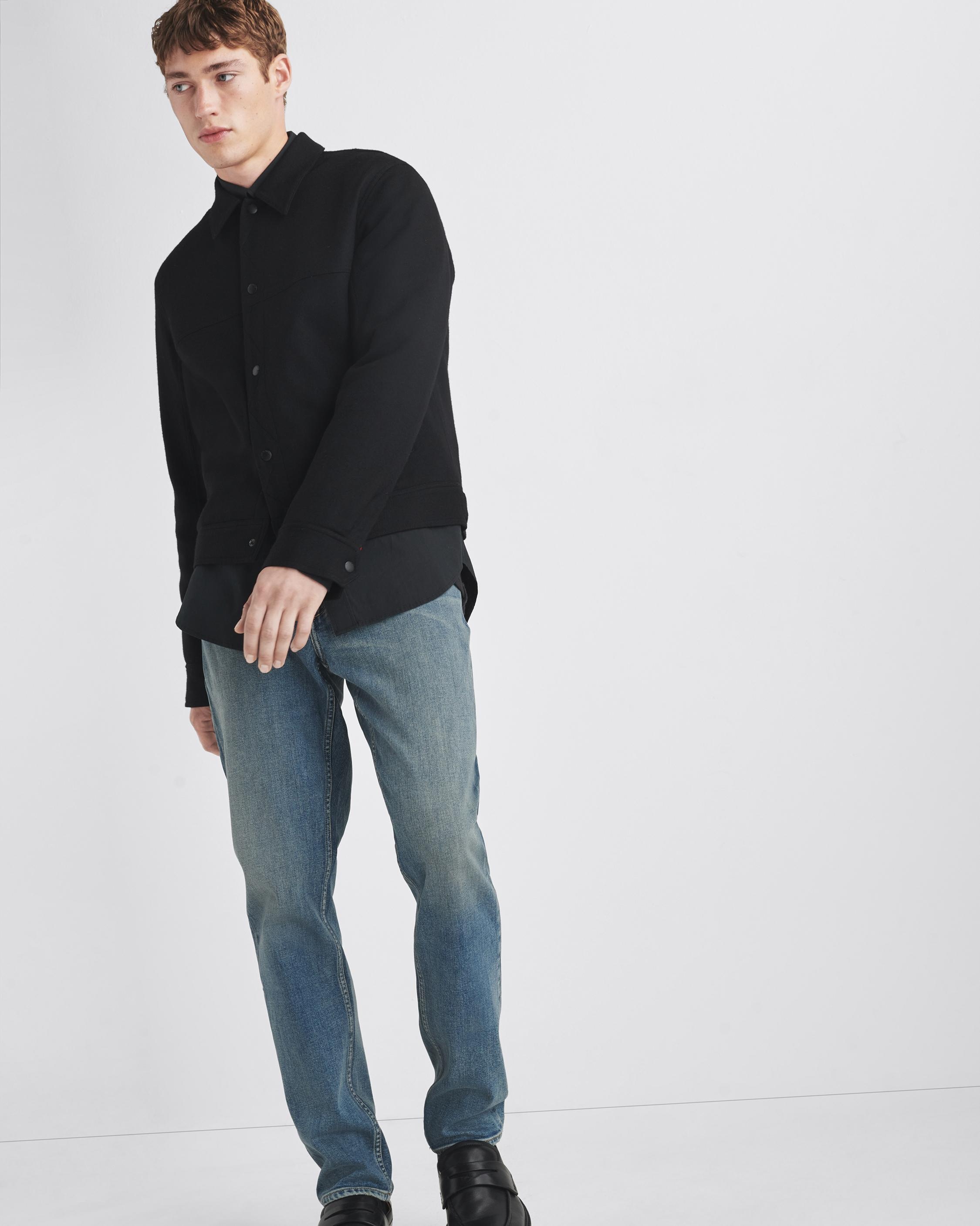 Fit 3 - Daytona
Athletic Fit Authentic Stretch Jean - 2