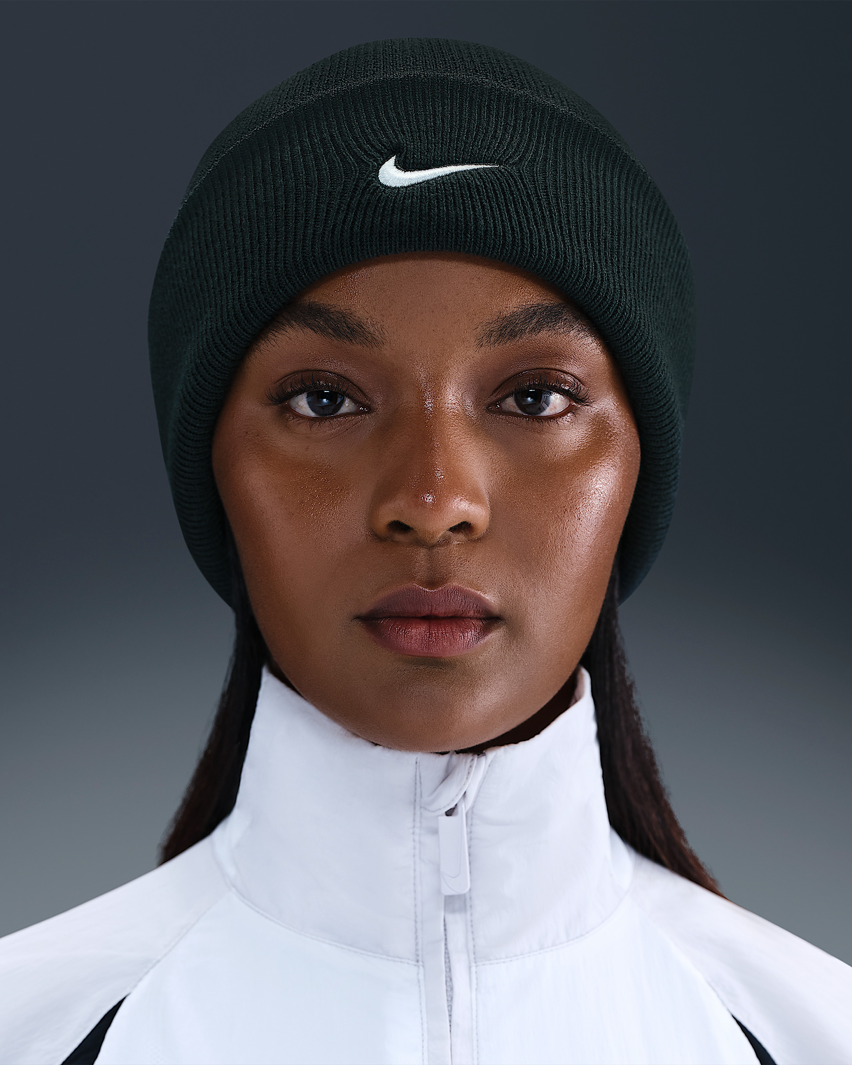 Nike Peak Swoosh Beanie - 1