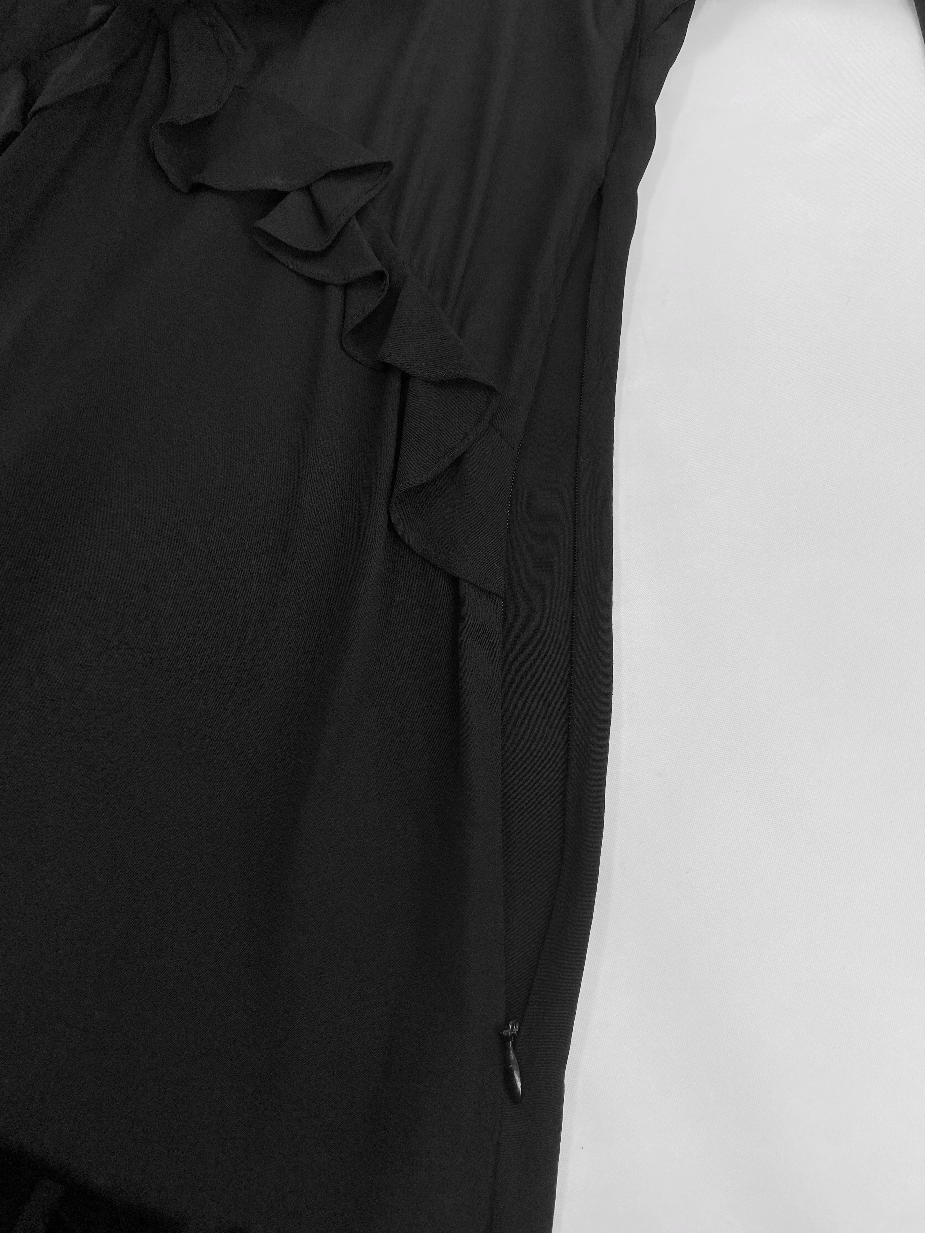 Gucci Spring 1999 Tom Ford Runway #1 Look Black Silk Ruffle Dress 40 - 7