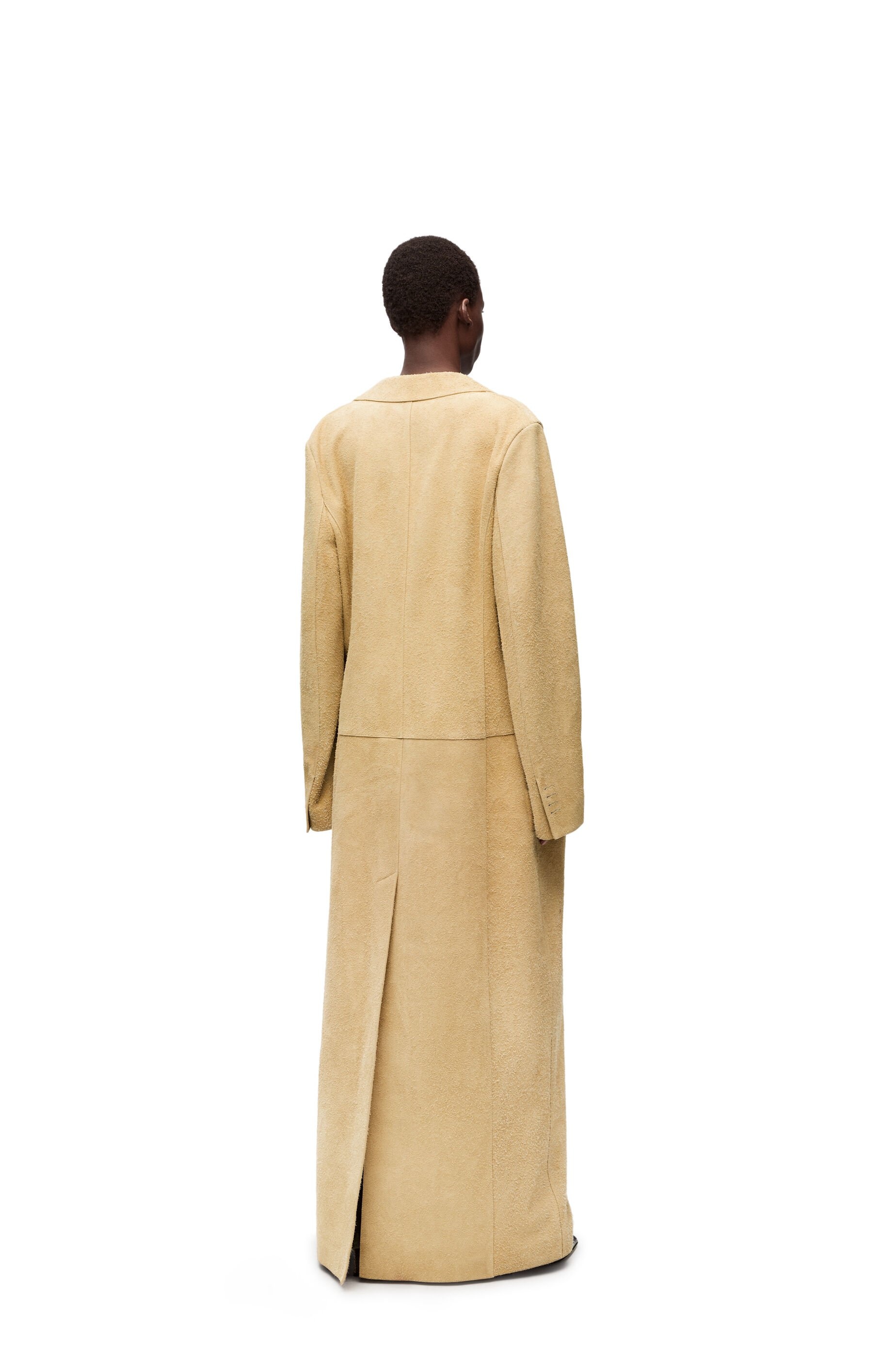 Tailored coat in suede calfskin - 4