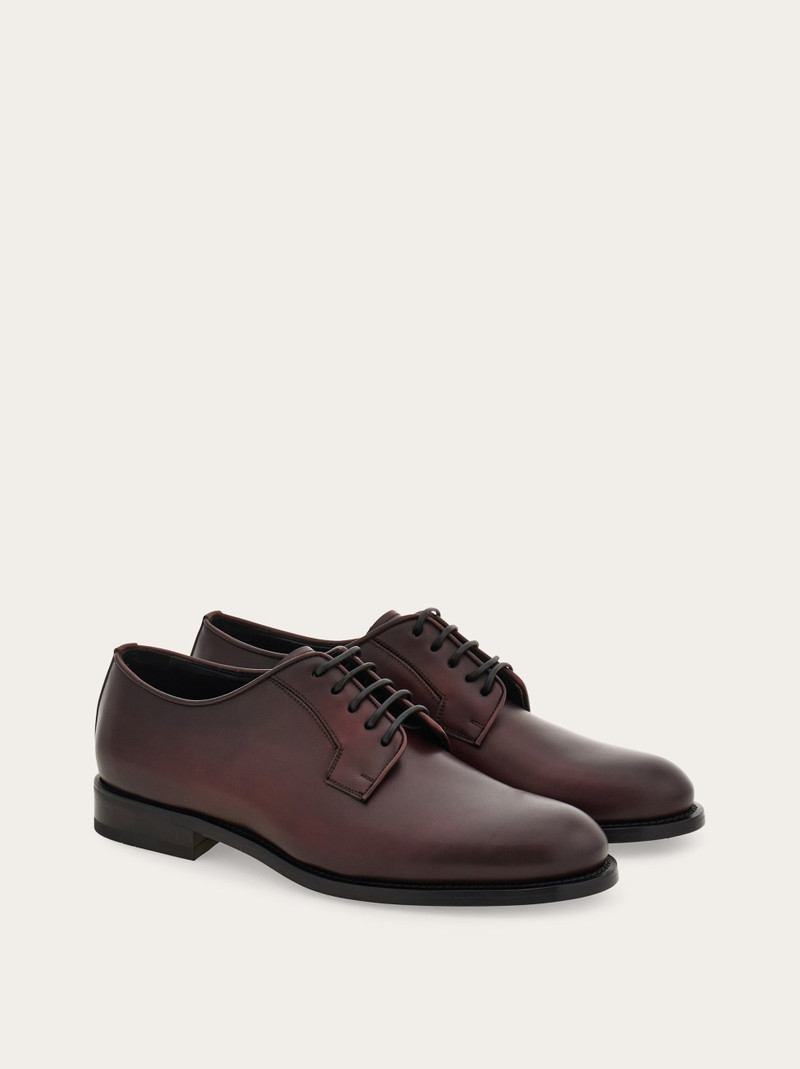 Derby shoe 5