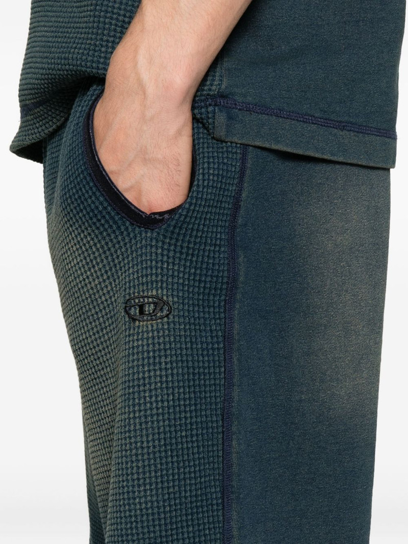 textured pocket shorts 5