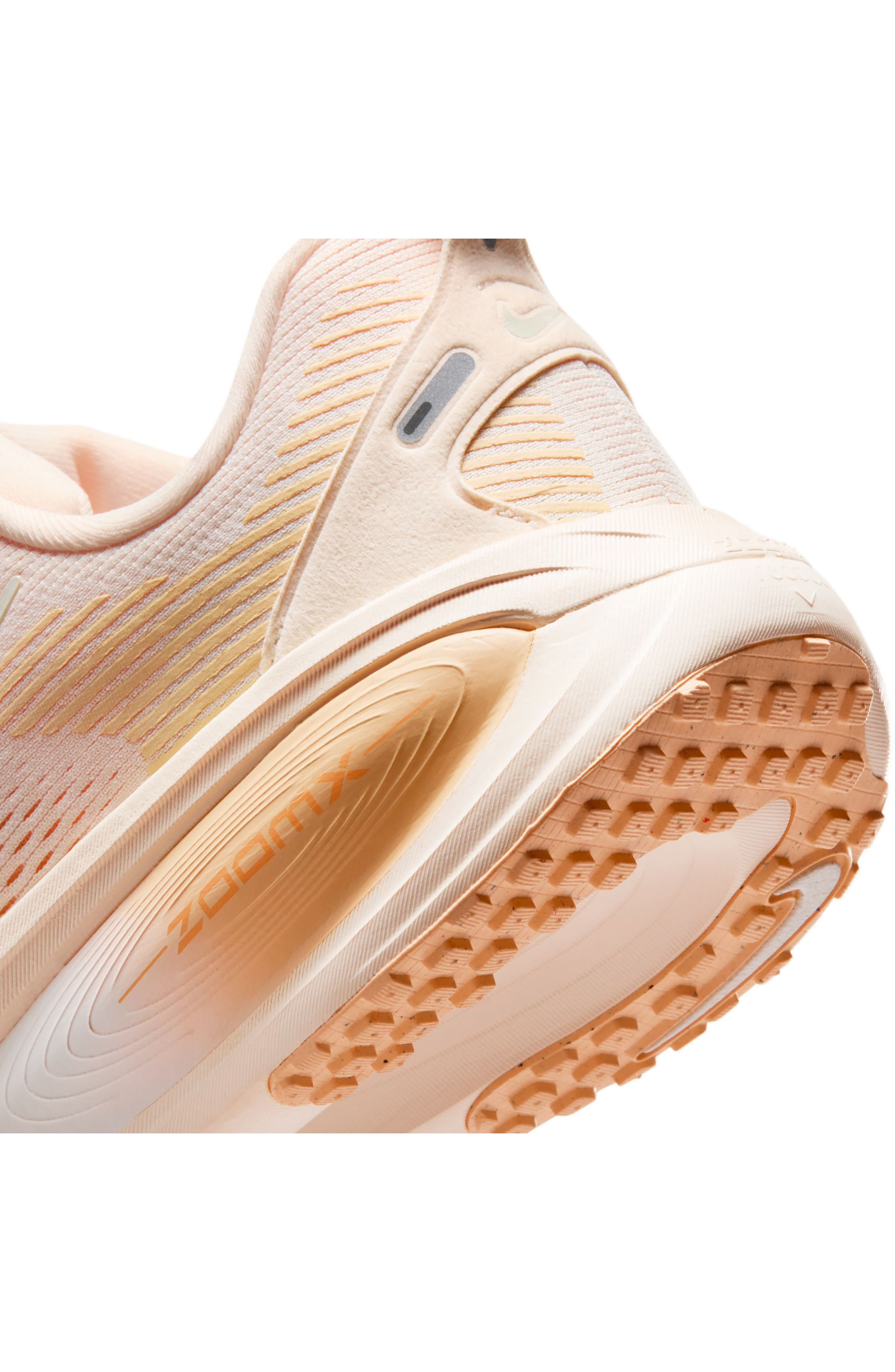Nike Vomero 18 Running Shoe in 800 Gvaice/sail at Nordstrom - 7