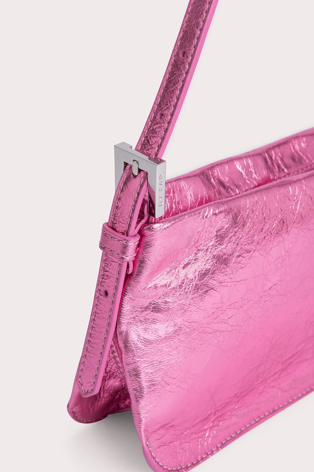 Dulce Lipstick Metallic Leather 5