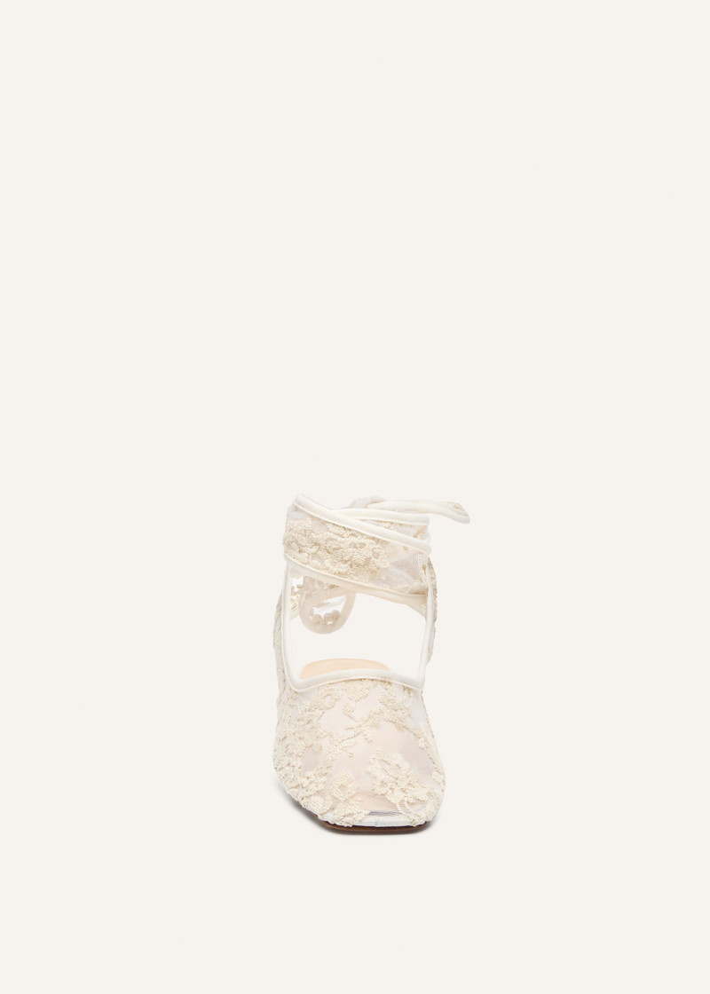 Lace ankle-wrap flats in white 3