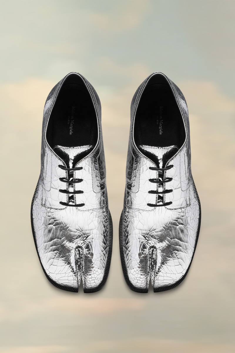 Tabi broken mirror lace-ups 3