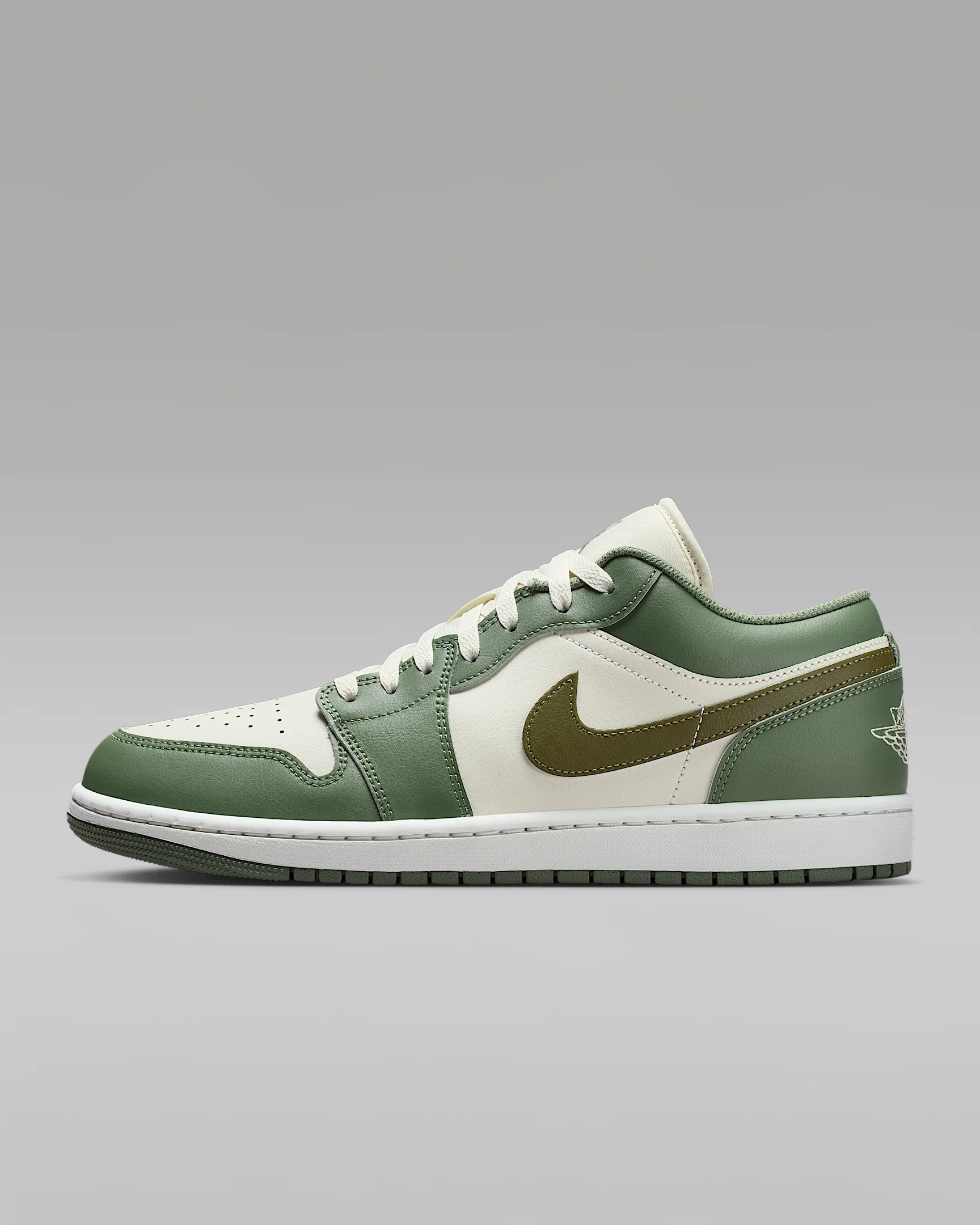 Air Jordan 1 Low Men's Shoes - 1