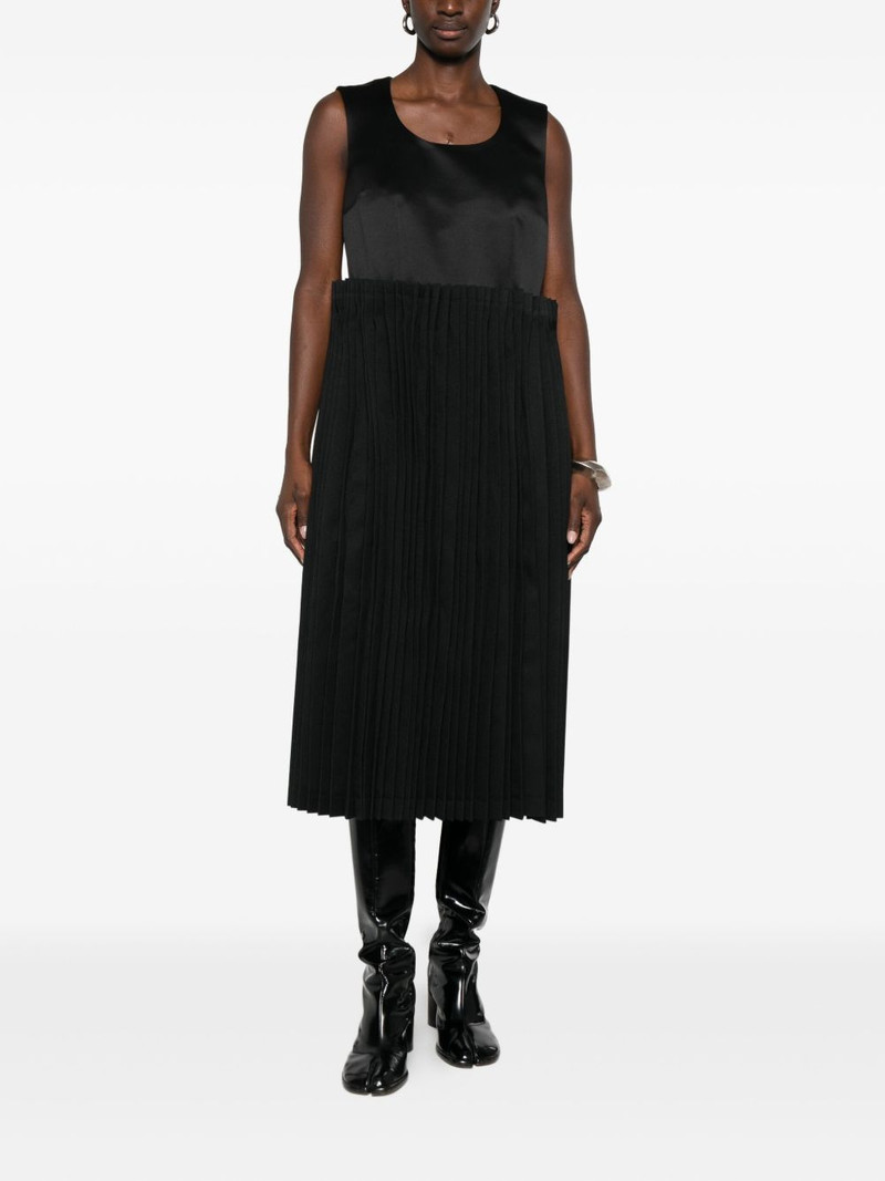 Comme Des Garçons pleated sleeveless dress outlook