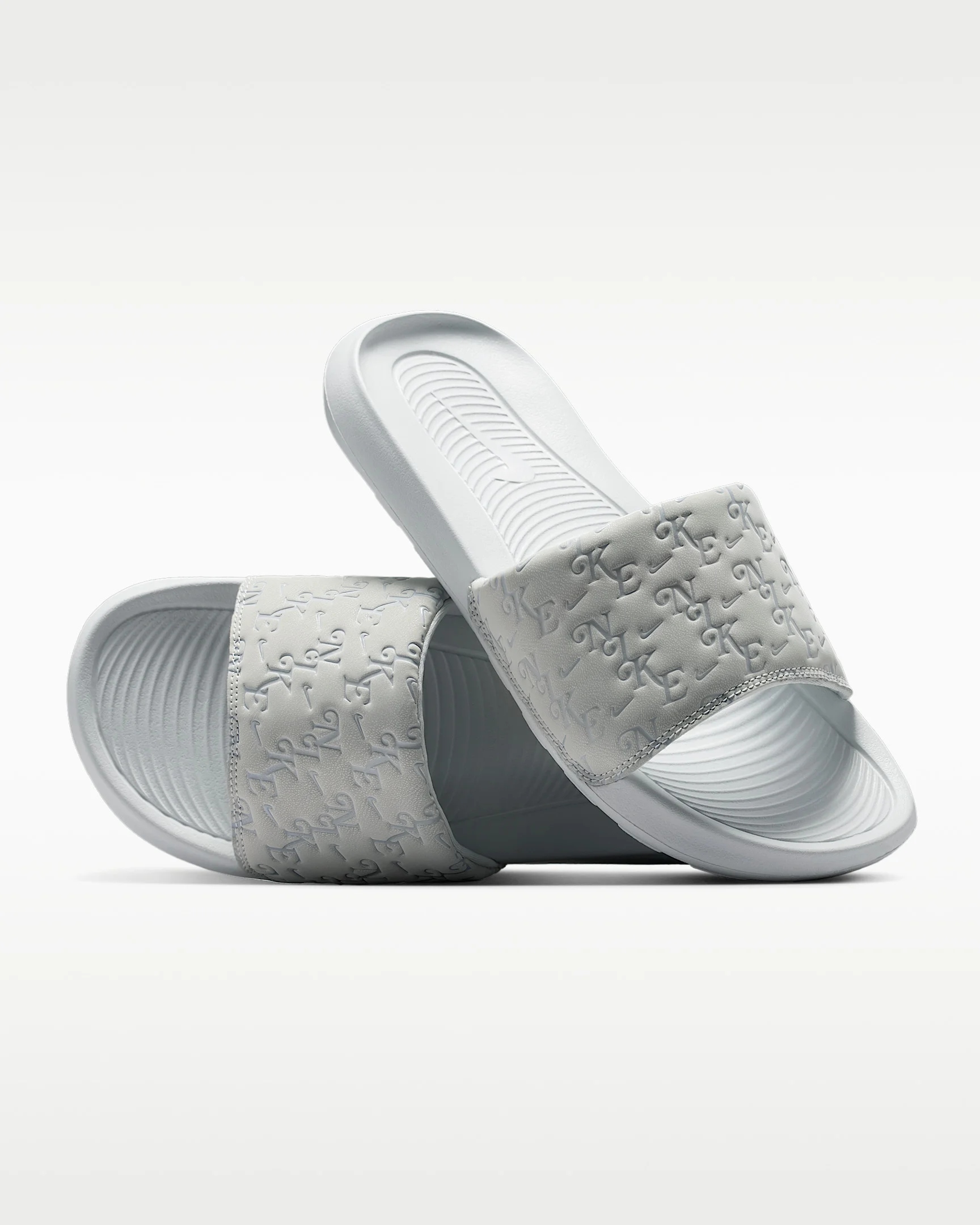 Nike Victori One Women's Slides - 1