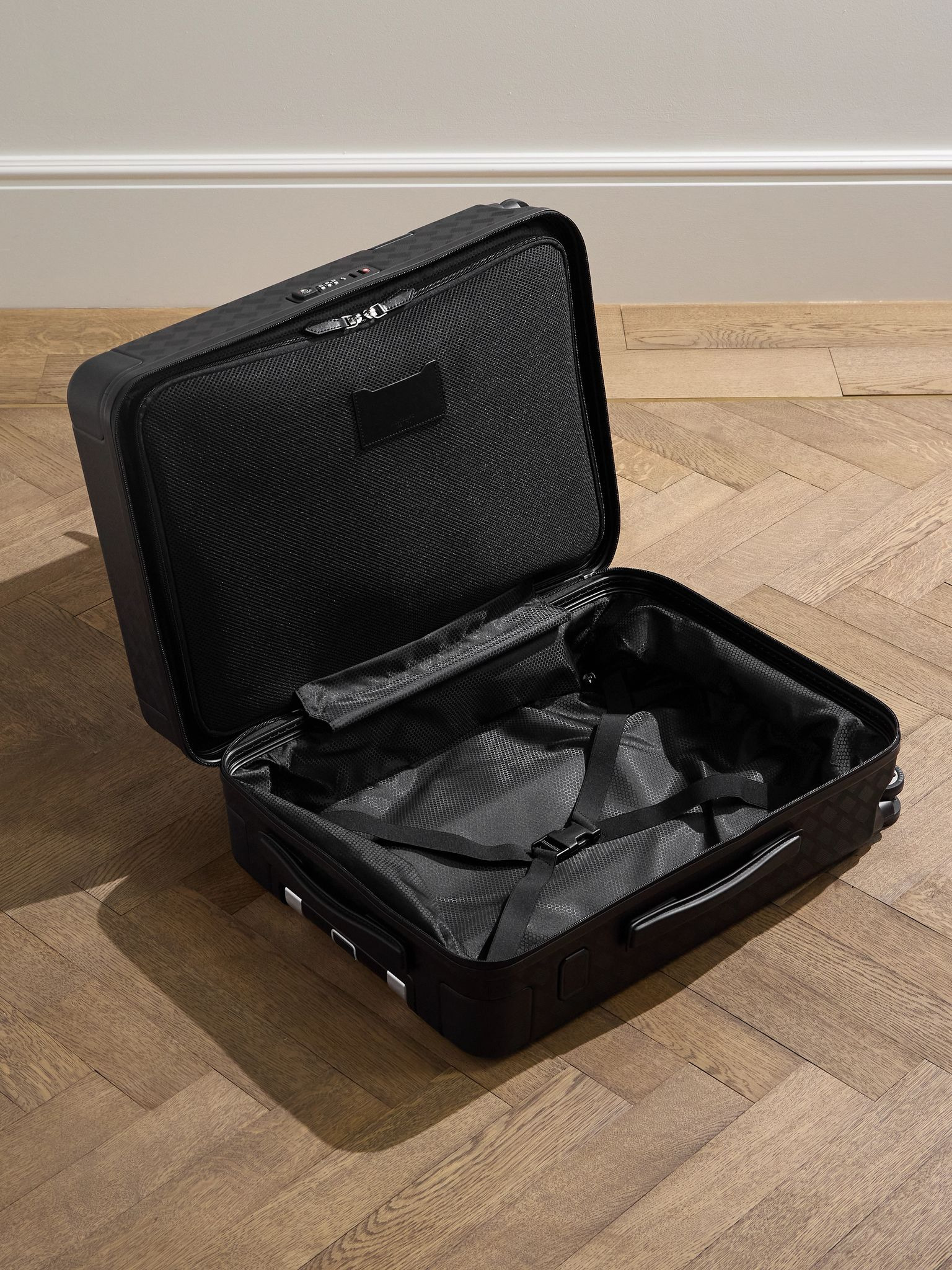 #MY4810 Extreme 3.0 Textured-Leather Carry-On Suitcase Black - 3